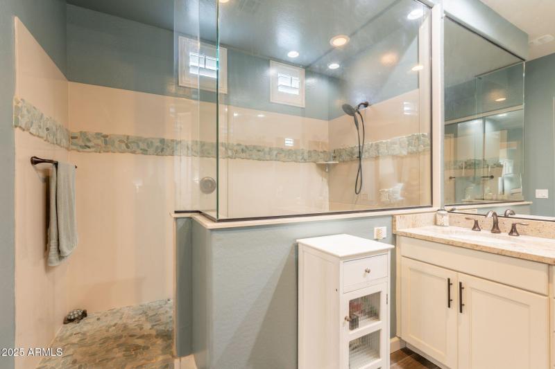 49-web-or-mls-Raven-49