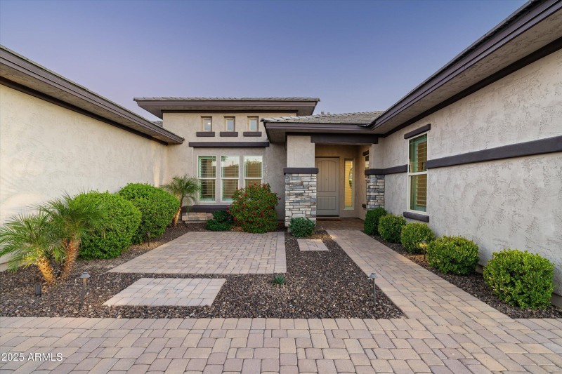 04-3727 E Fargo St (4 of 68)