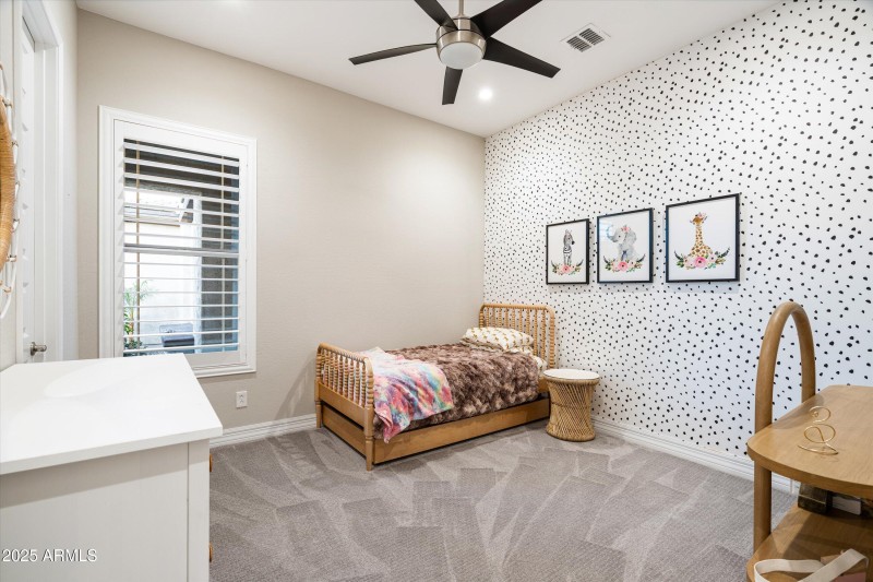 40-3727 E Fargo St (40 of 68)