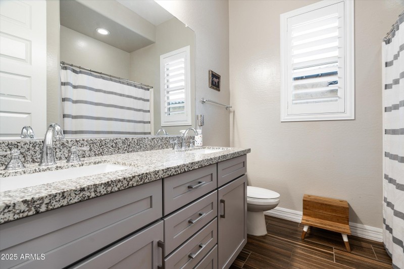 41-3727 E Fargo St (41 of 68)