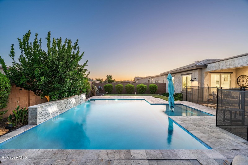 49-3727 E Fargo St (49 of 68)