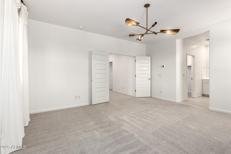 15 Trumbull