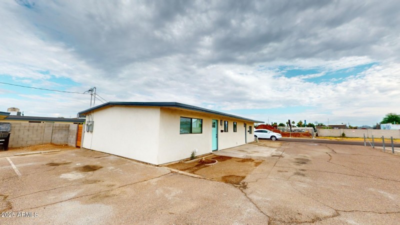 1013-E-Amelia-Avenue-unit-7-Phoenix-AZ-8