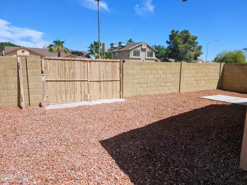 e01c8978-27c9-4d45-bbed-171056611419~1