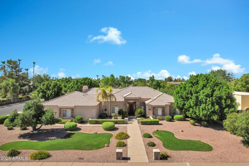 3819 E Ivyglen St-85