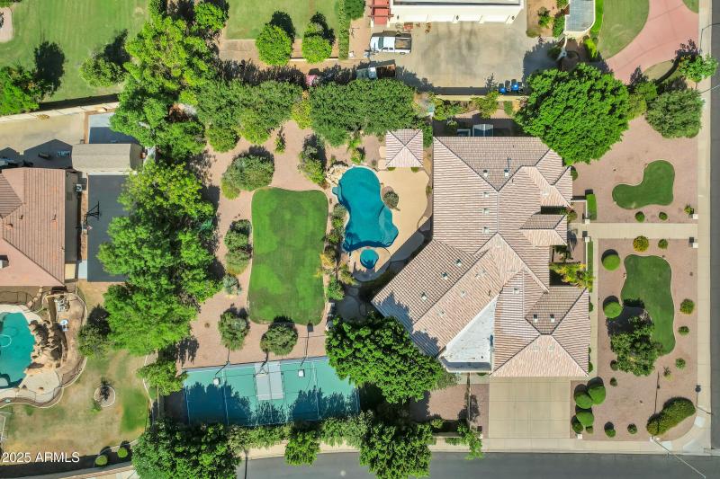 3819 E Ivyglen St-91