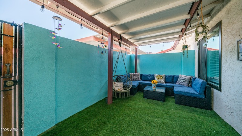 2827 E Waltann Ln Unit 3-16