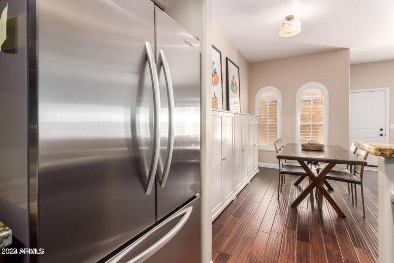 09-Kitchen and Dining