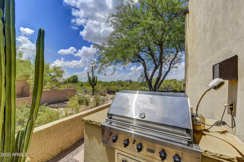 031_Patio Grill