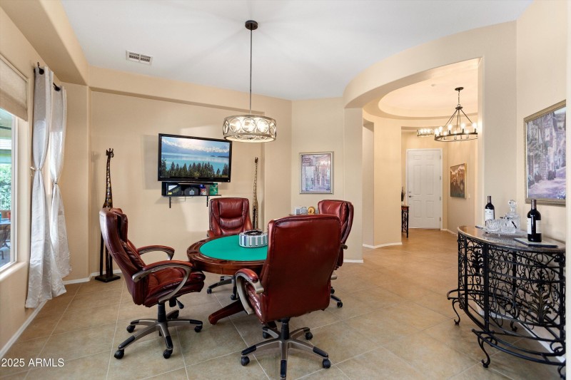 DINING-GAME ROOM