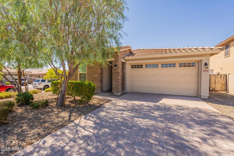 18725 W COLTER ST, Litchfield Park