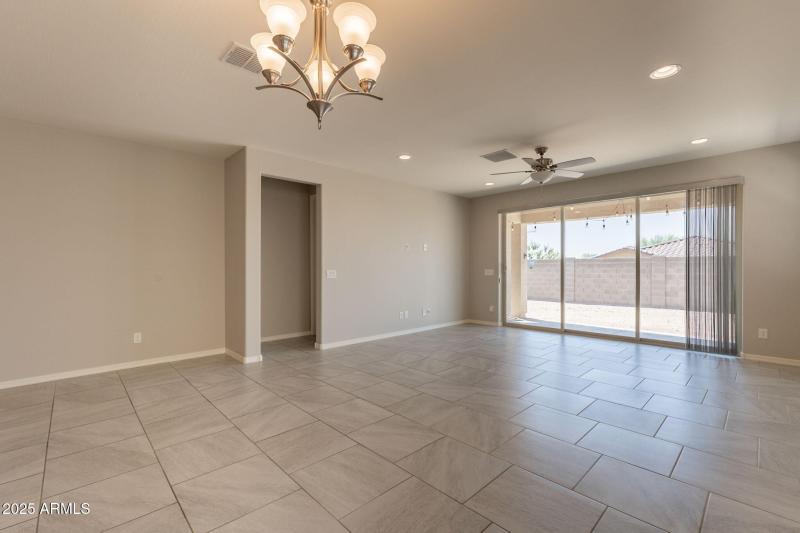 18725 W COLTER ST, Litchfield Park