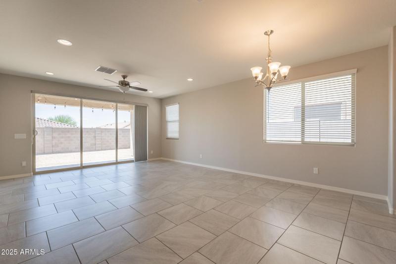 18725 W COLTER ST, Litchfield Park