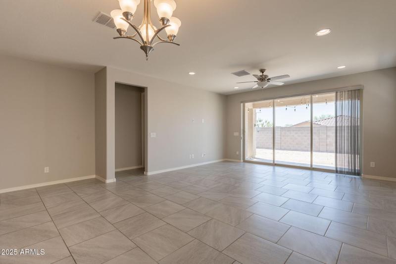 18725 W COLTER ST, Litchfield Park