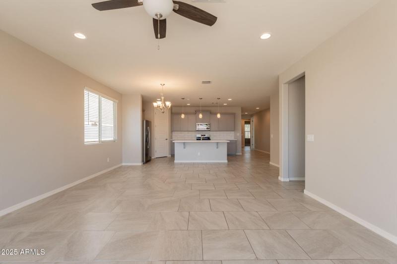 18725 W COLTER ST, Litchfield Park