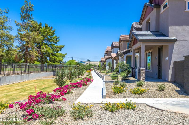 Parkside Exterior-16