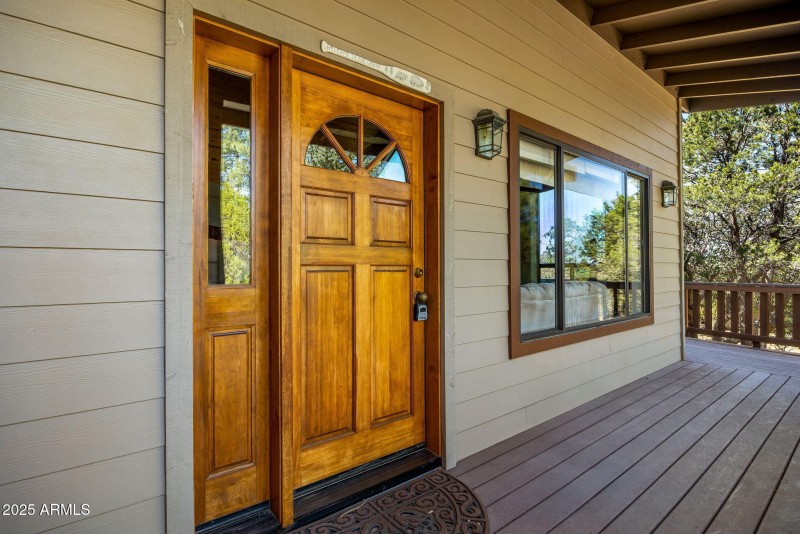 WELCOMING FRONT DOOR