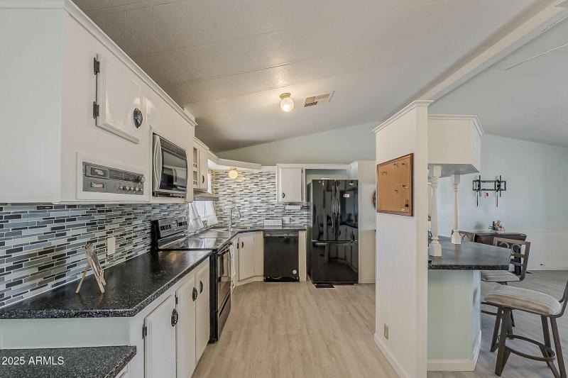 17-web-or-mls-Meridian-17