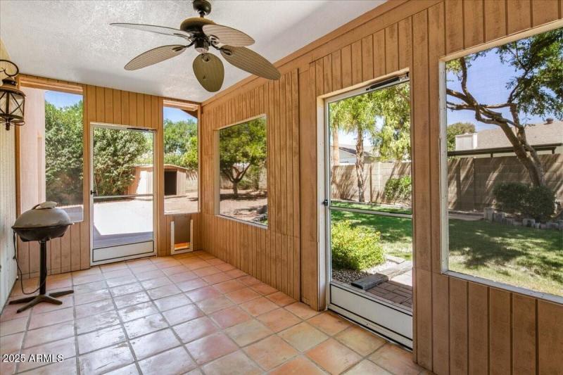 031_31Sun Room VIews