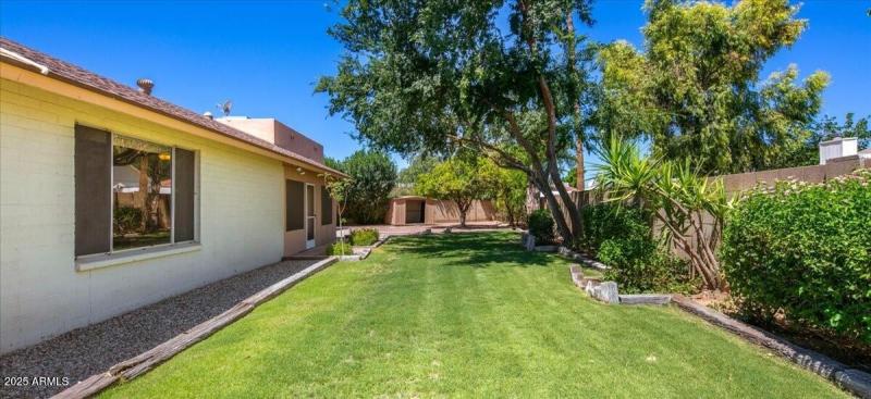 038_38Back Yard Views