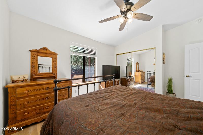 Private Guest Bedroom