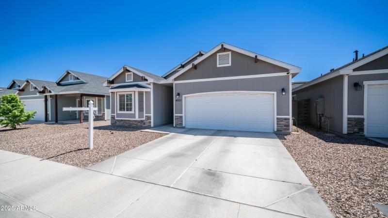 4931 S 11th Pl Exterior Photos-1