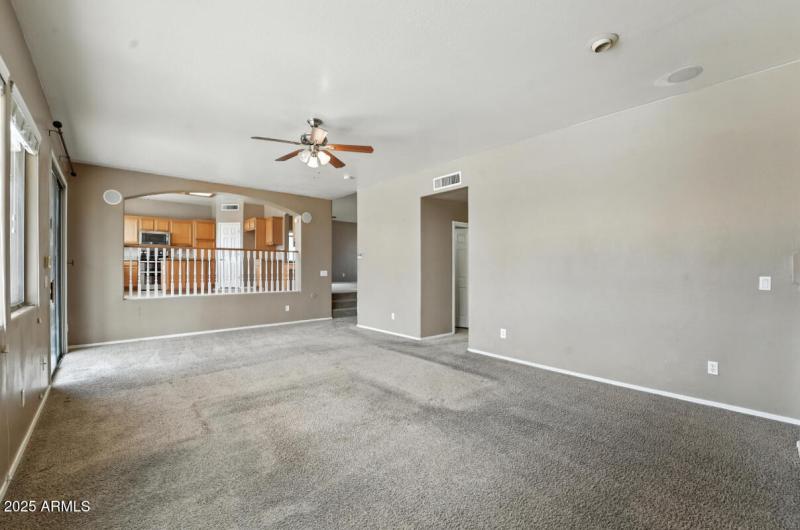 16916 W Northampton Rd-20