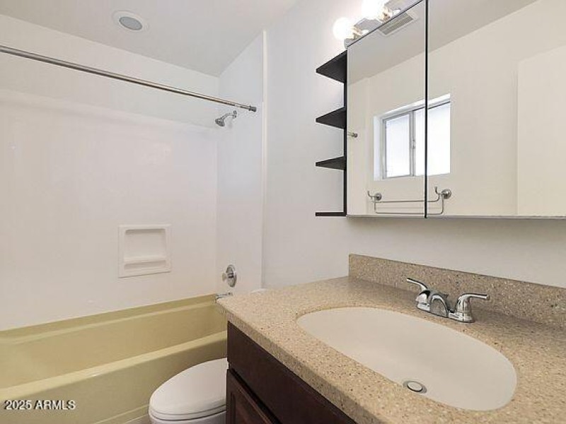 f3454cb82a9d9a78e0f326a49a2b324f-cc_ft_5