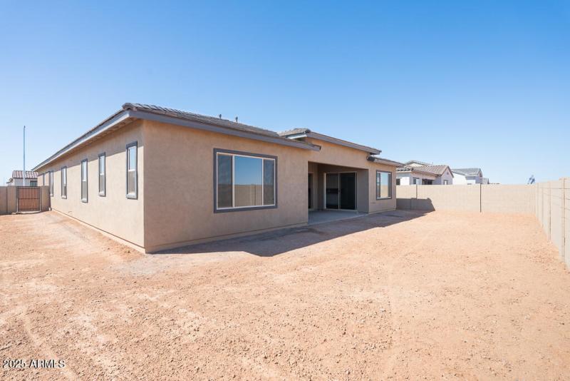 Tri Pointe Blossom Rock 494 - Backyard E