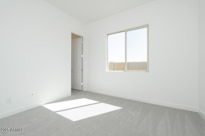 Tri Pointe Blossom Rock 494 - Gensmart B