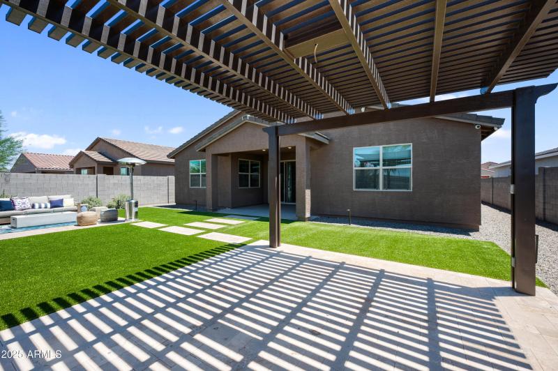 34-37082 N Rhinelander Backyard