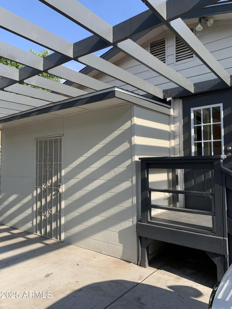 Srotage shed