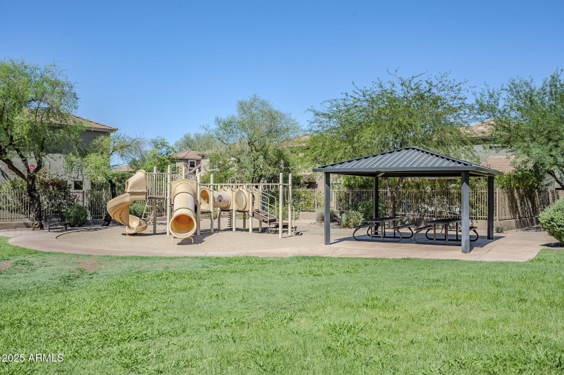 40-web-or-mls-40th-40