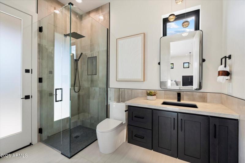 Guest House Bathroom