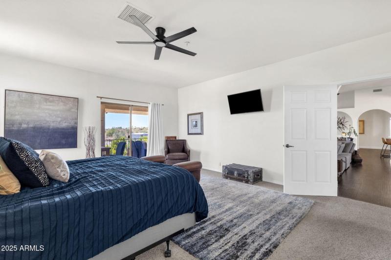 39-web-or-mls-15513-e-palisades-blvd