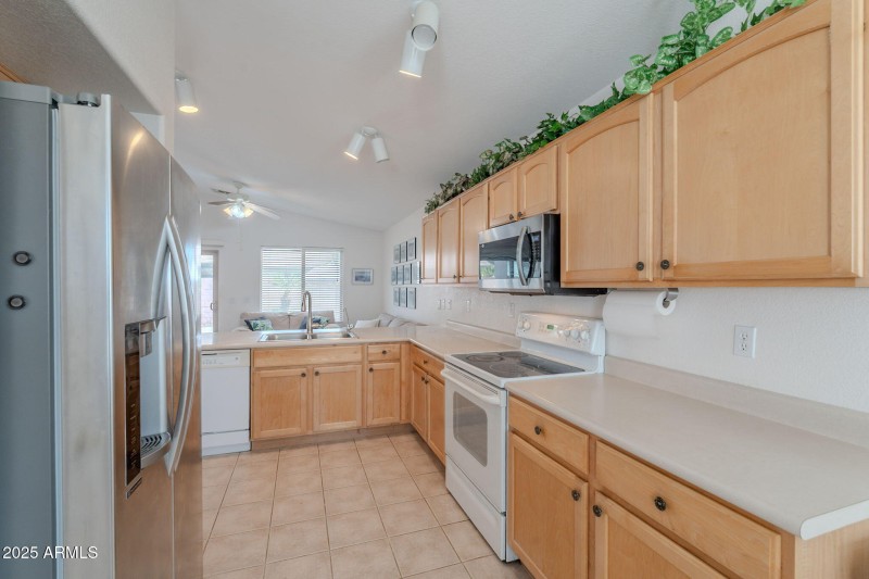 14-web-or-mls-Firestone-14