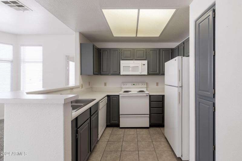 Sahuaro Dr (10).jpg-SMALL