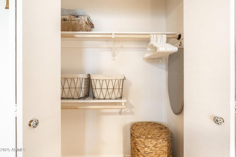 large-019602df-4fb8-7394-b3c0-26957762ea