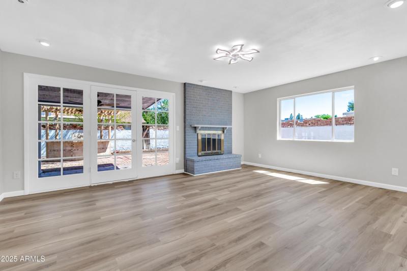 1232 E McLellan Rd-4