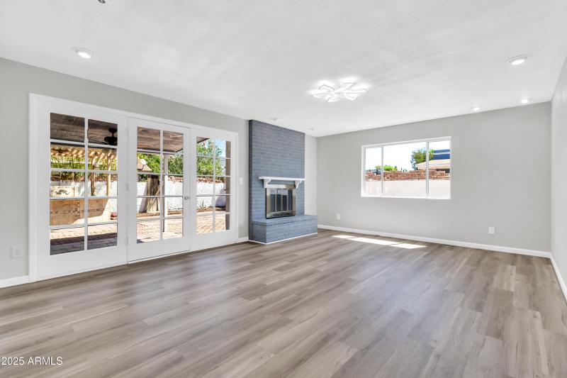 1232 E McLellan Rd-6