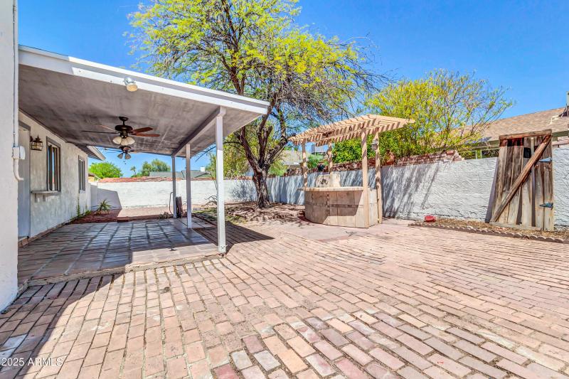 1232 E McLellan Rd-36