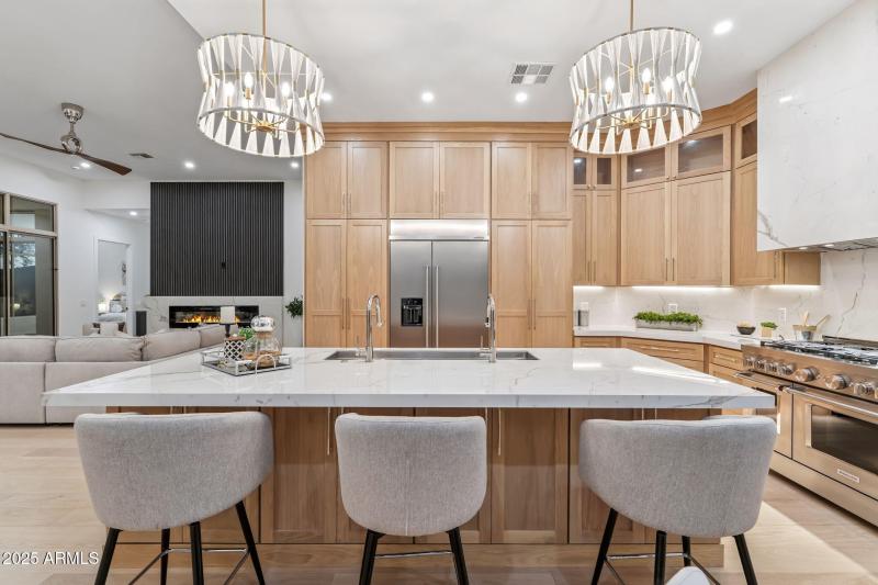 Large Island w/ Porcelain Counters