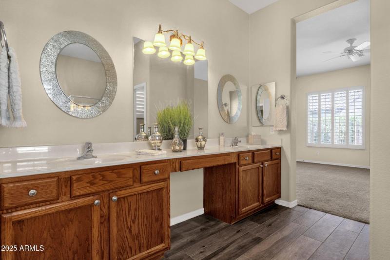 28-web-or-mls-4735-e-azalea-dr