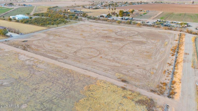 20250124210432003283000000-o