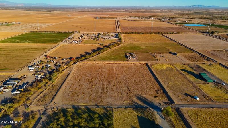 20250124212716053907000000-o