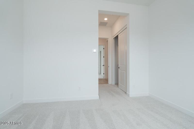 Tri Pointe Waterston Central 280 - Bedro