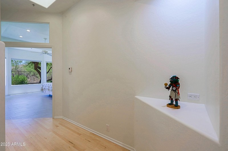 Master Hallway 1