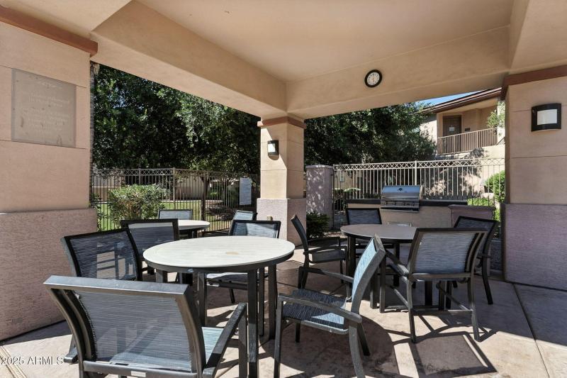 22-web-or-mls-Gilbert-22