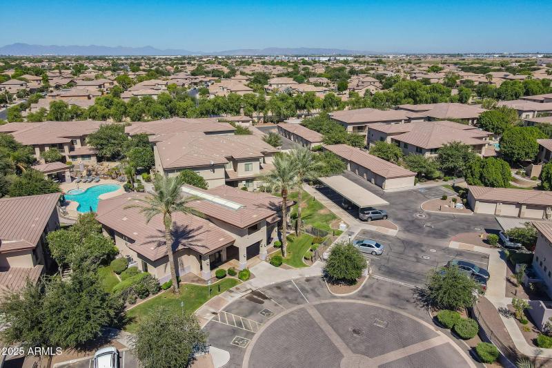 11-web-or-mls-Gilbert-11