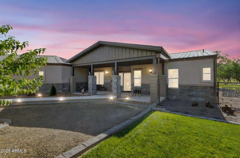 2-web-or-mls-QP-7337 day to dusk